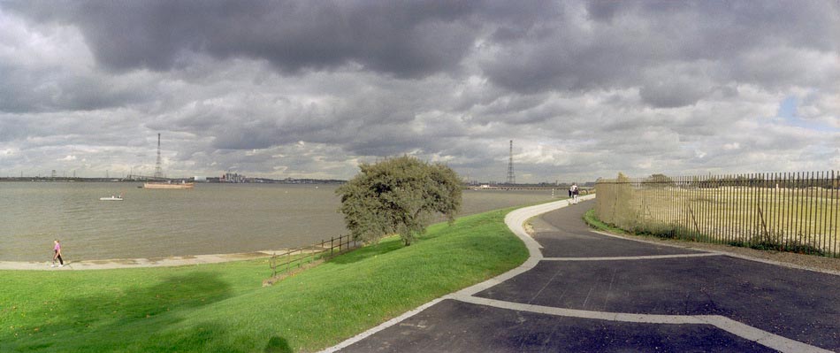 Thames Gateway (Kent) (C) 2000-6, Peter Marshall